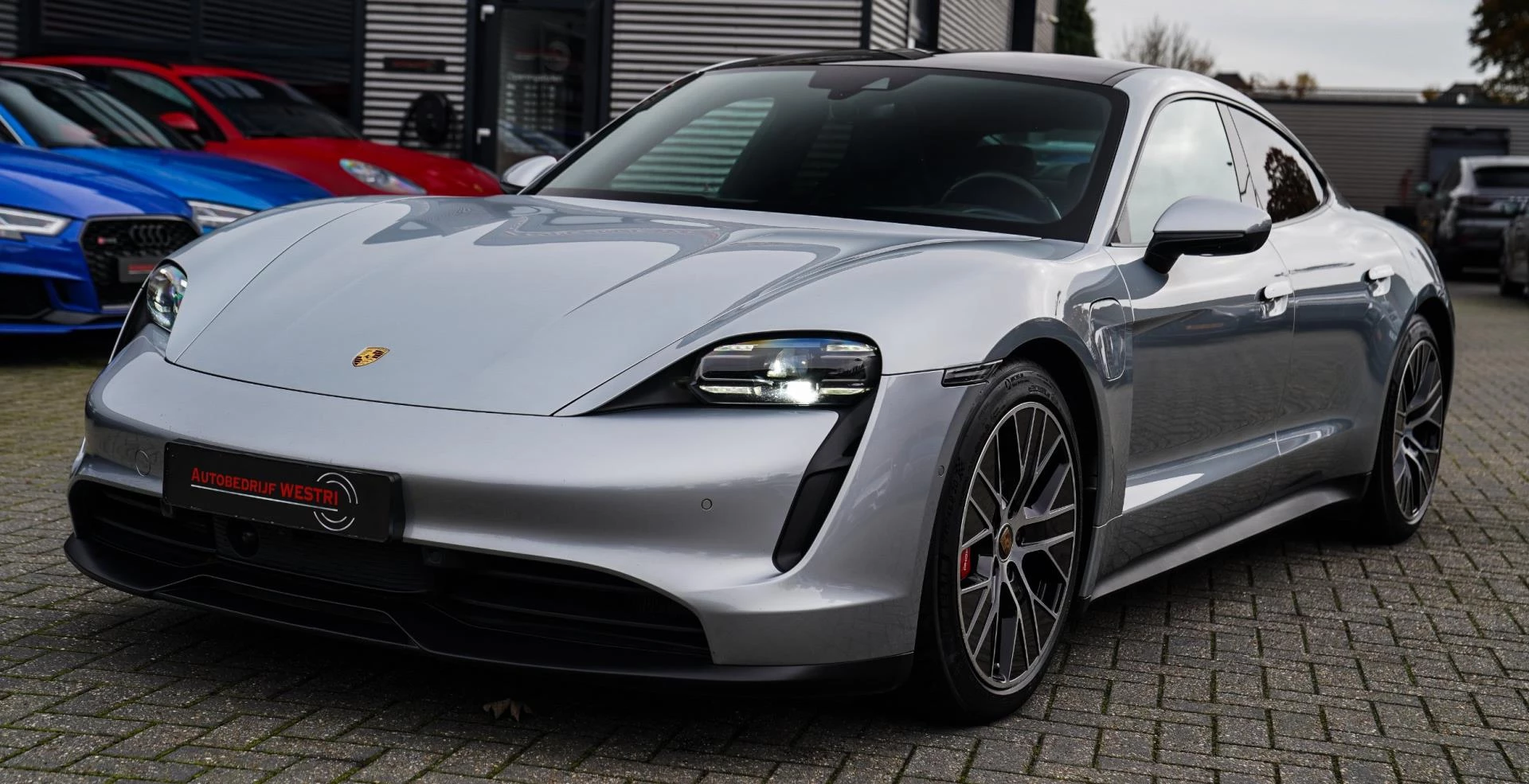 Hoofdafbeelding Porsche Taycan