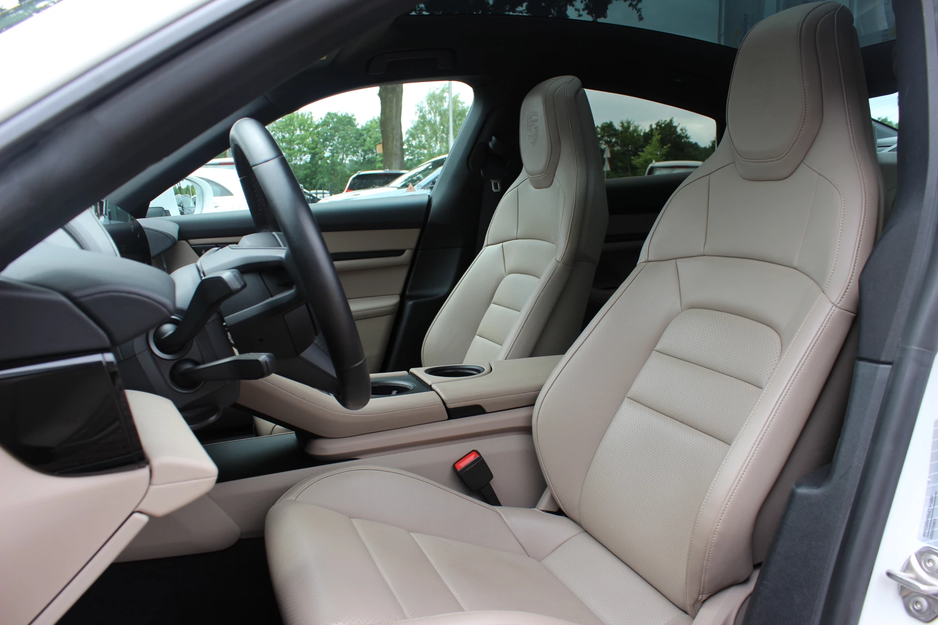 Hoofdafbeelding Porsche Taycan