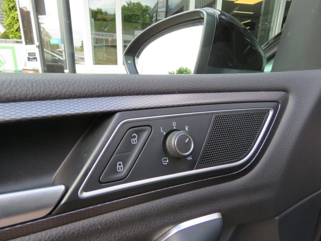 Hoofdafbeelding Volkswagen Golf Sportsvan
