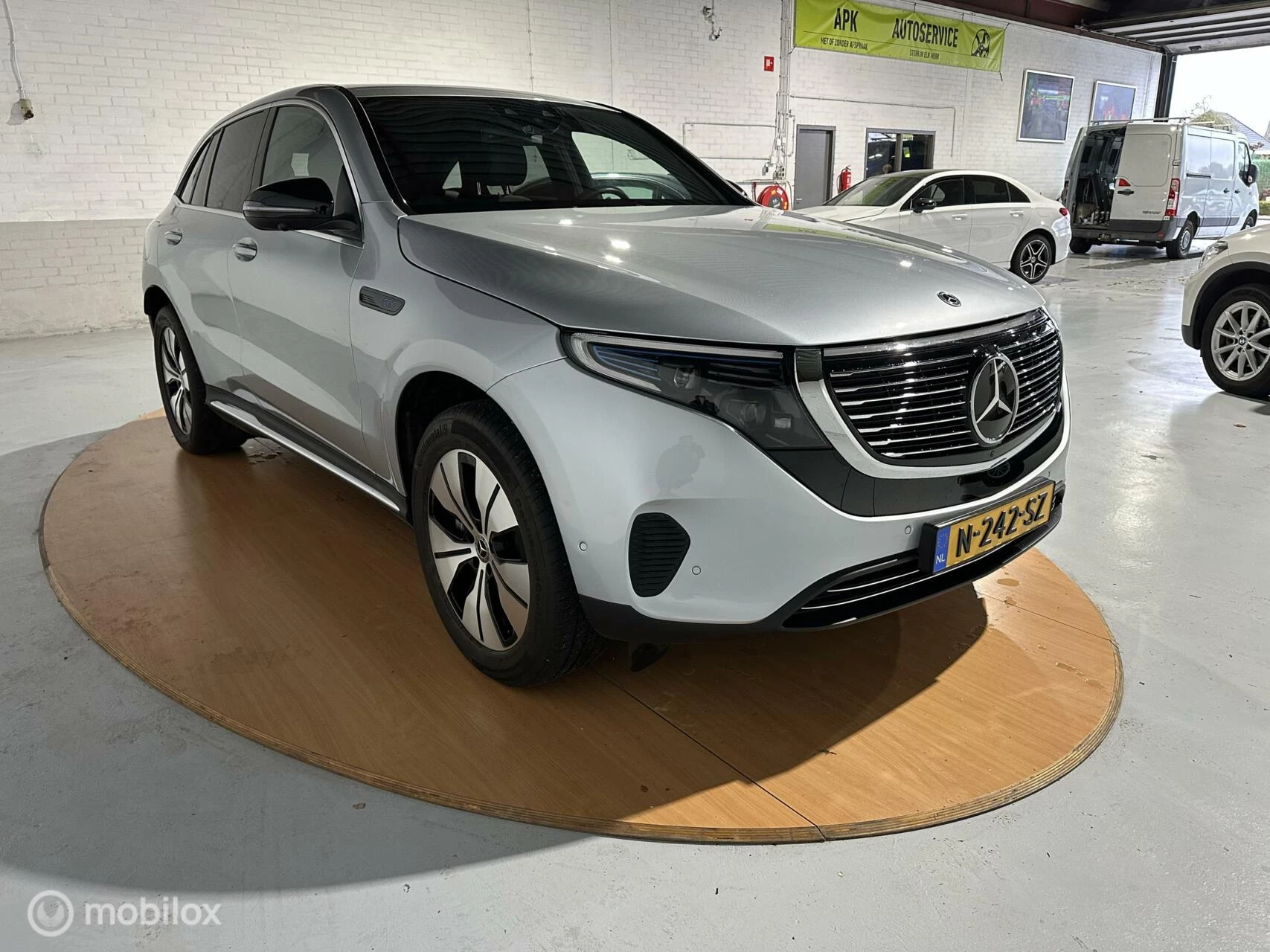 Hoofdafbeelding Mercedes-Benz EQC