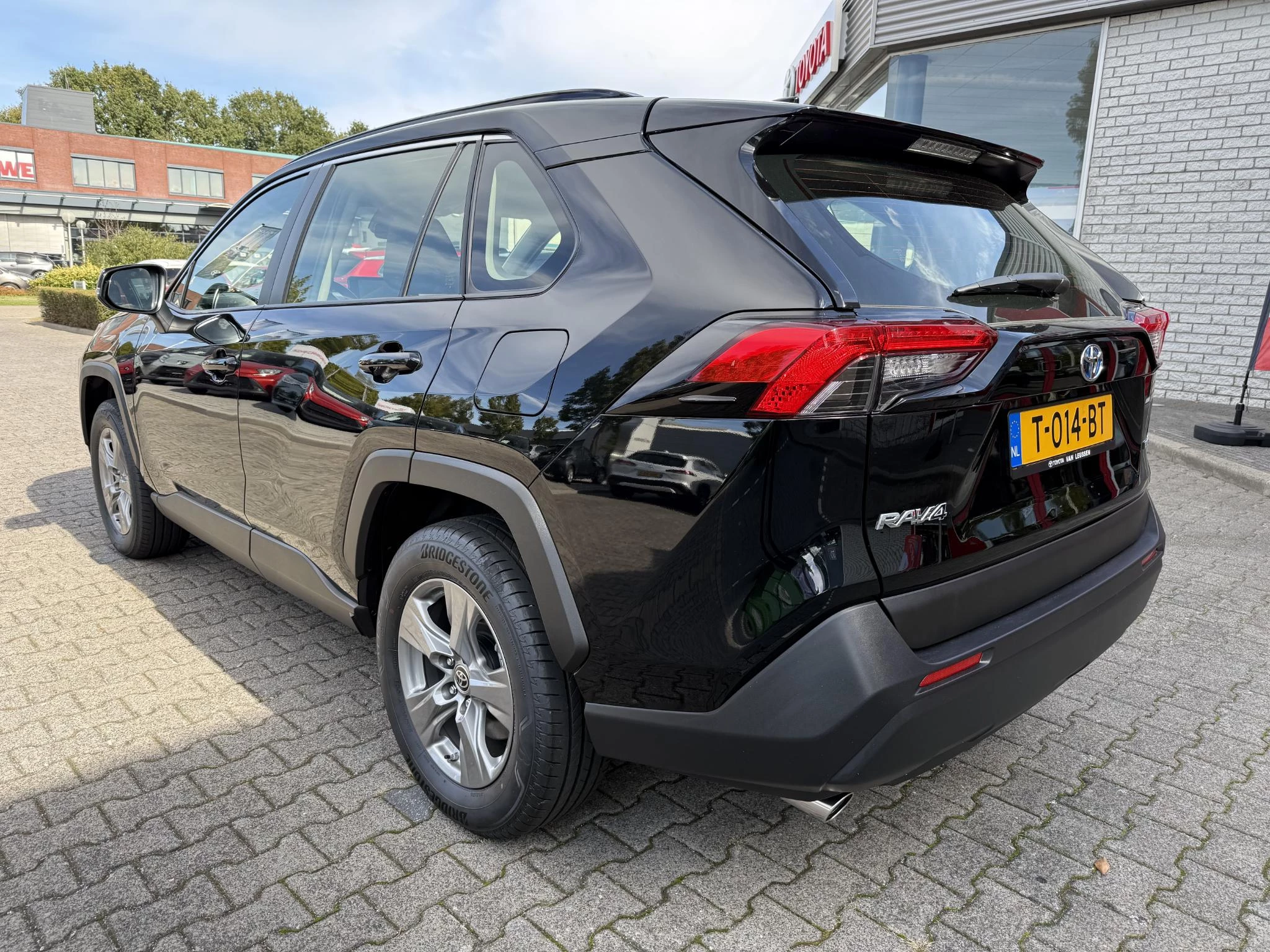 Hoofdafbeelding Toyota RAV4