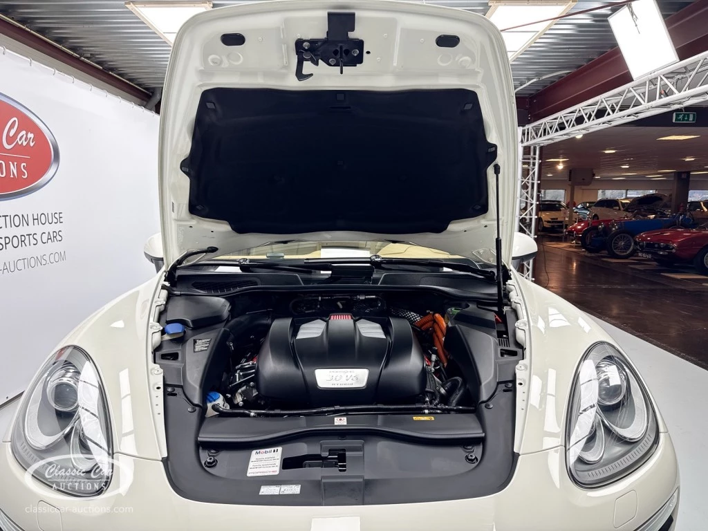 Hoofdafbeelding Porsche Cayenne