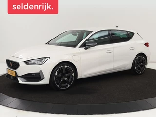 Cupra Leon 1.4 eHybrid VZ | 245pk | Stoel & stuurverwarming |  Carplay | Camera | Adaptive cruise | Navigatie | Sfeerverlichting | Keyless | Sportstoelen | PHEV | Plug In