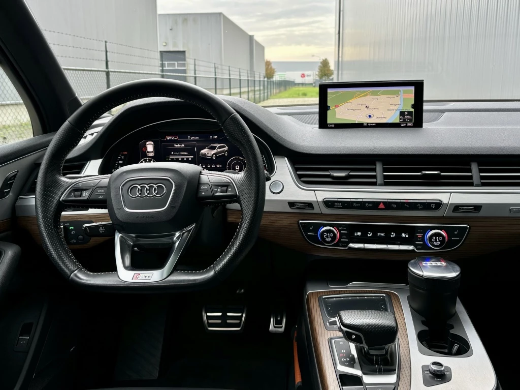 Hoofdafbeelding Audi Q7