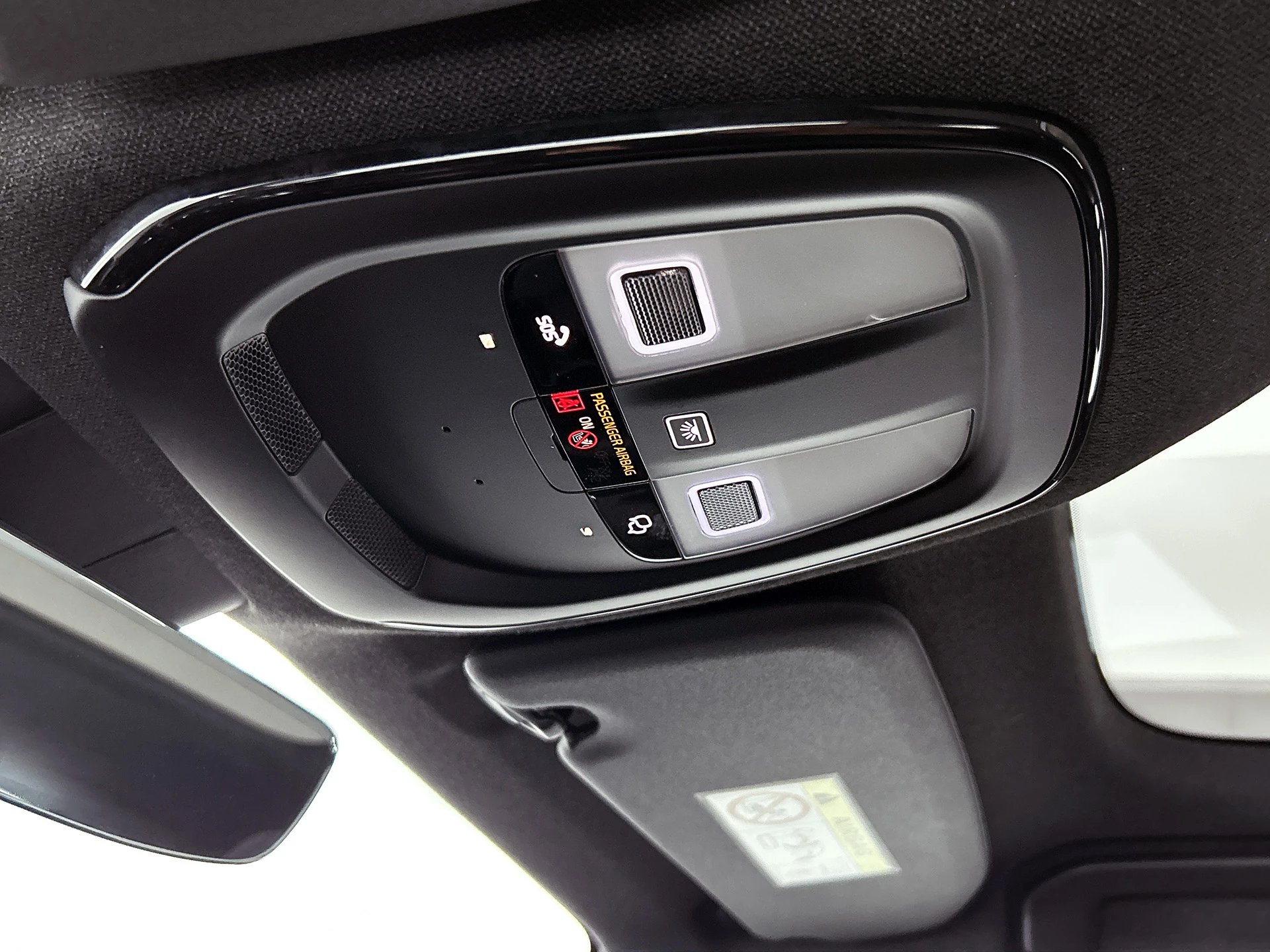 Hoofdafbeelding Volvo C40