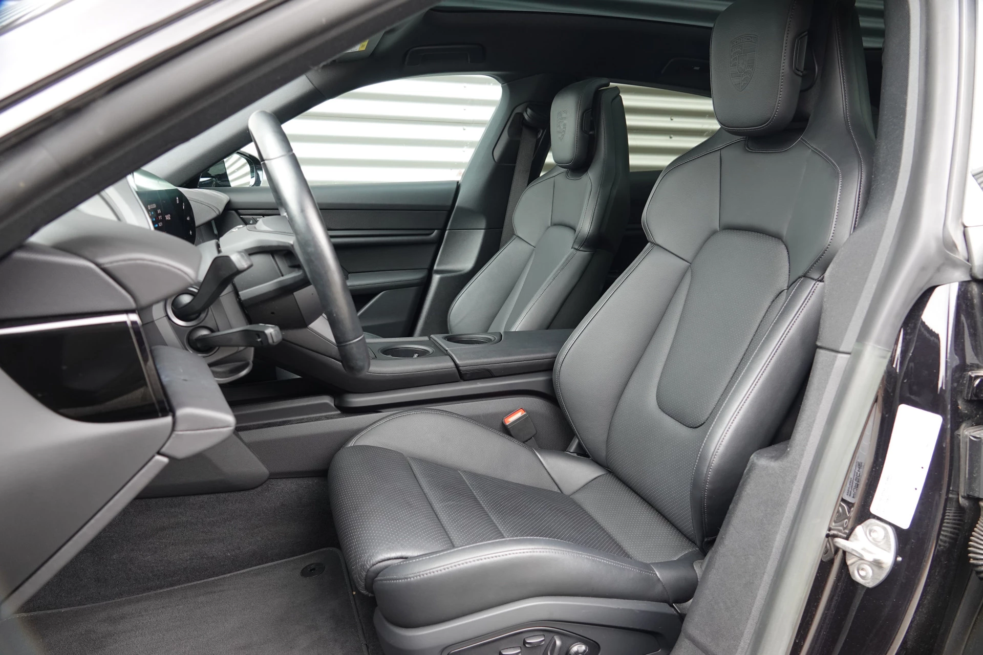 Hoofdafbeelding Porsche Taycan