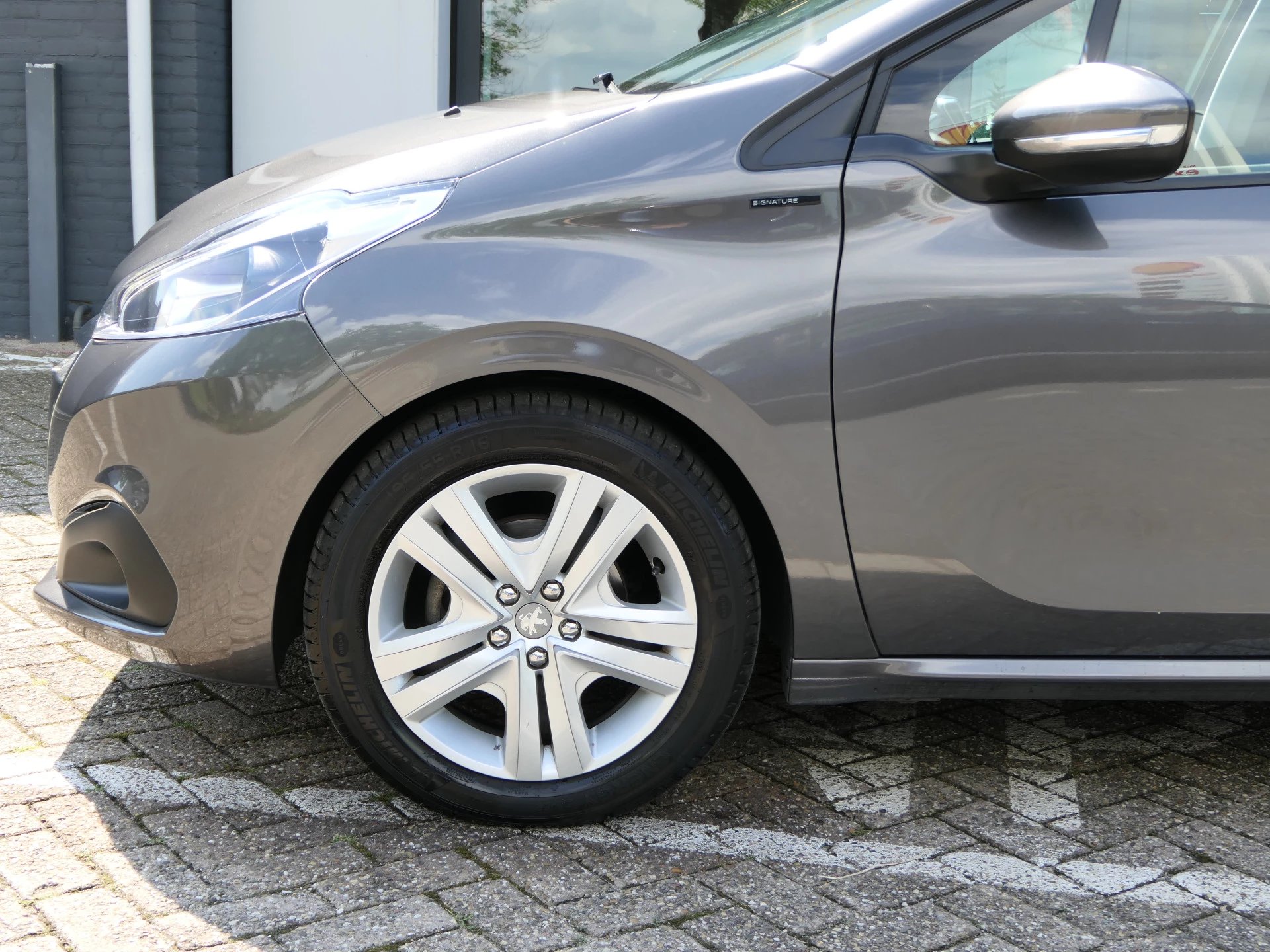 Hoofdafbeelding Peugeot 208