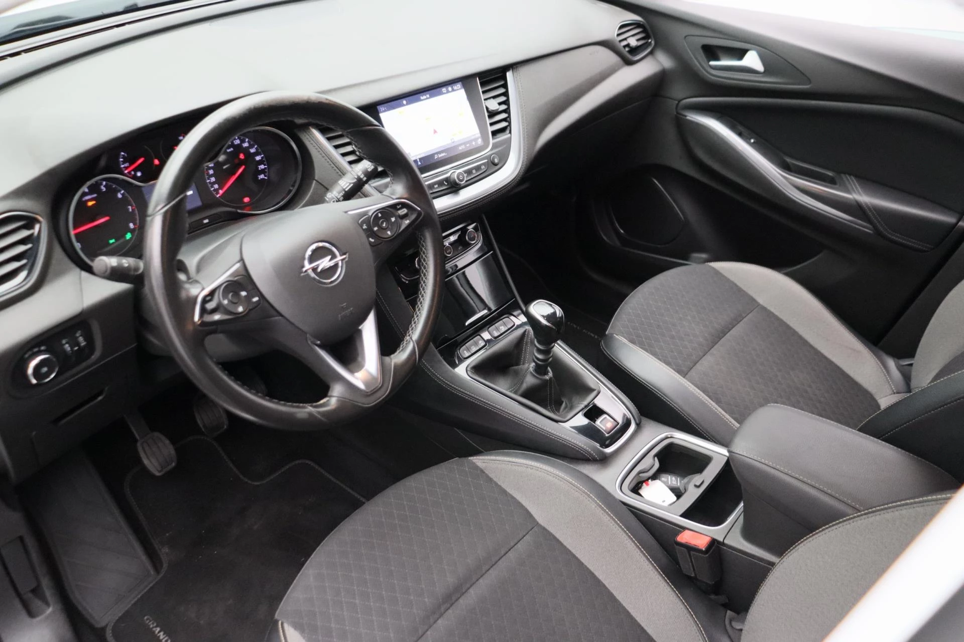 Hoofdafbeelding Opel Grandland X