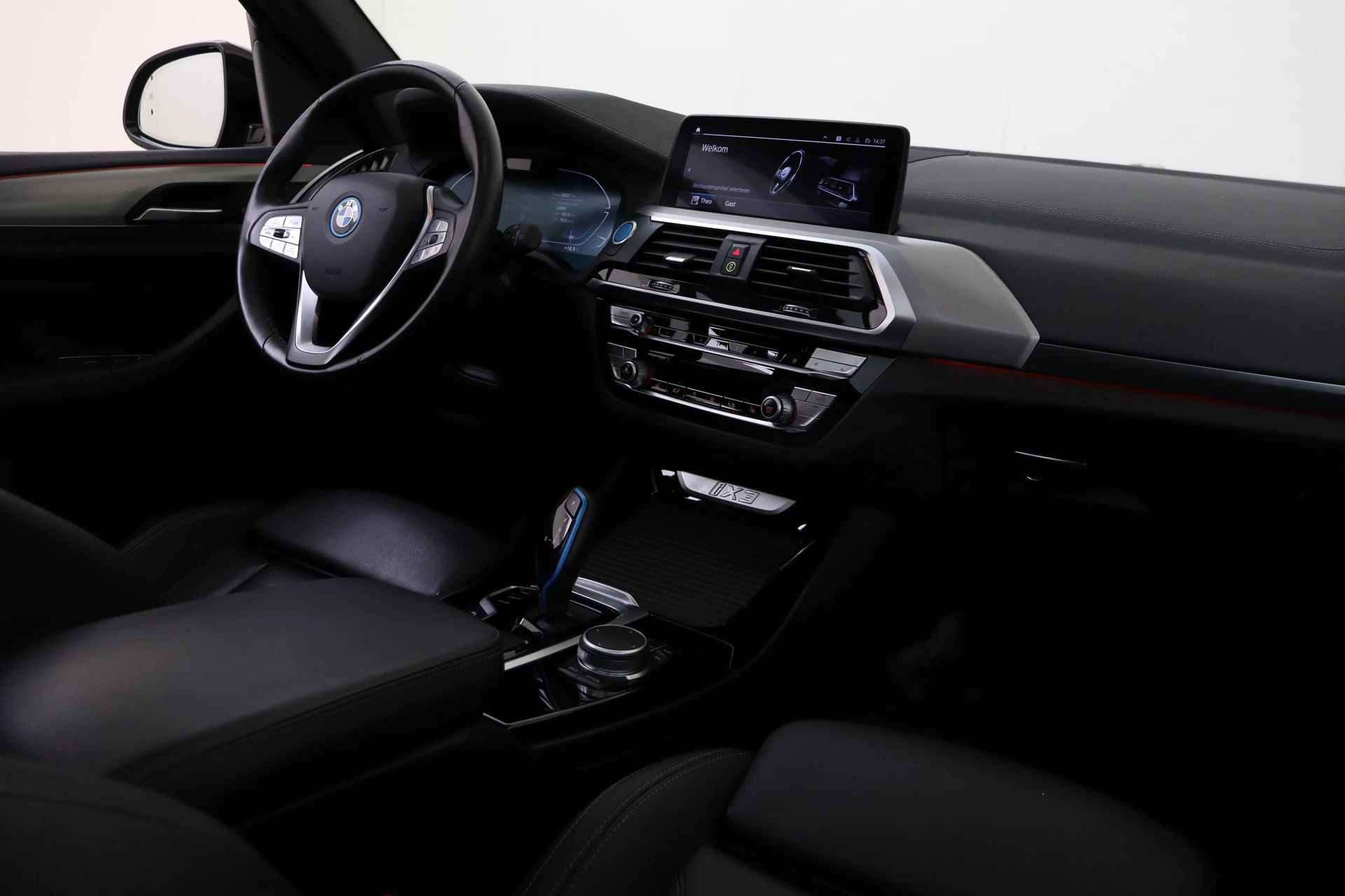 Hoofdafbeelding BMW iX3