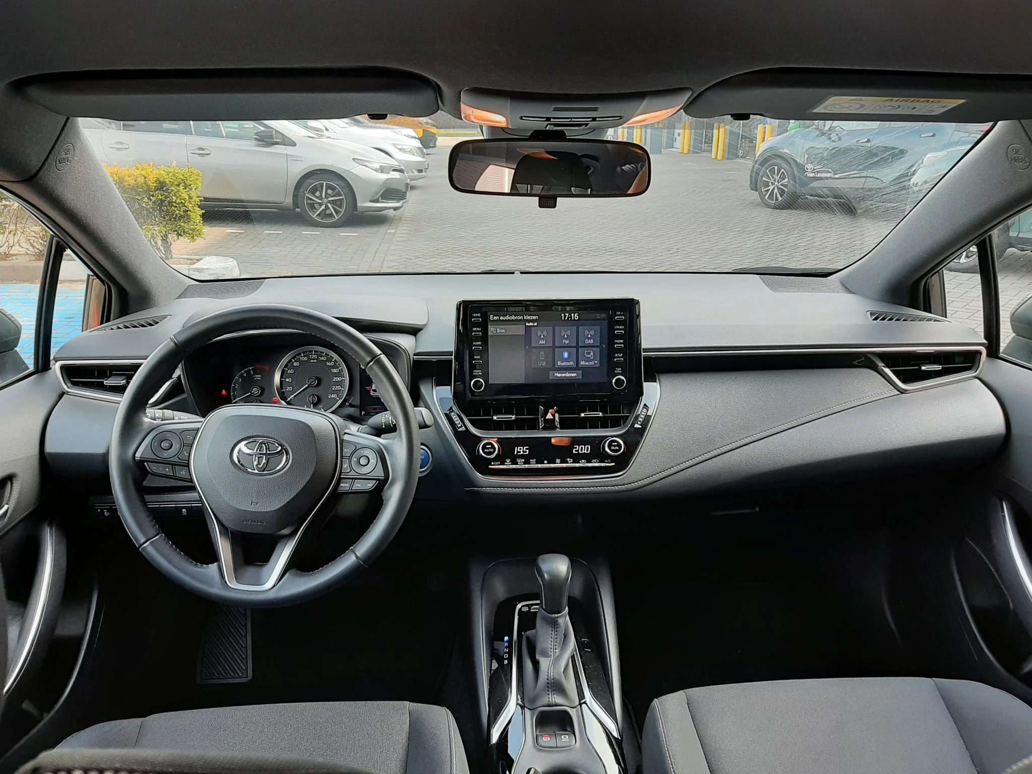 Hoofdafbeelding Toyota Corolla