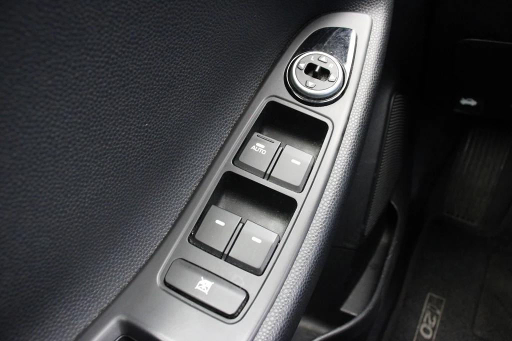 Hoofdafbeelding Hyundai i20