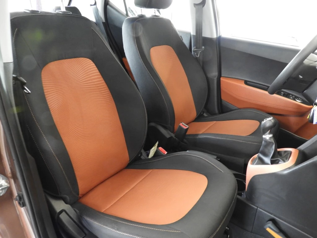 Hoofdafbeelding Hyundai i10