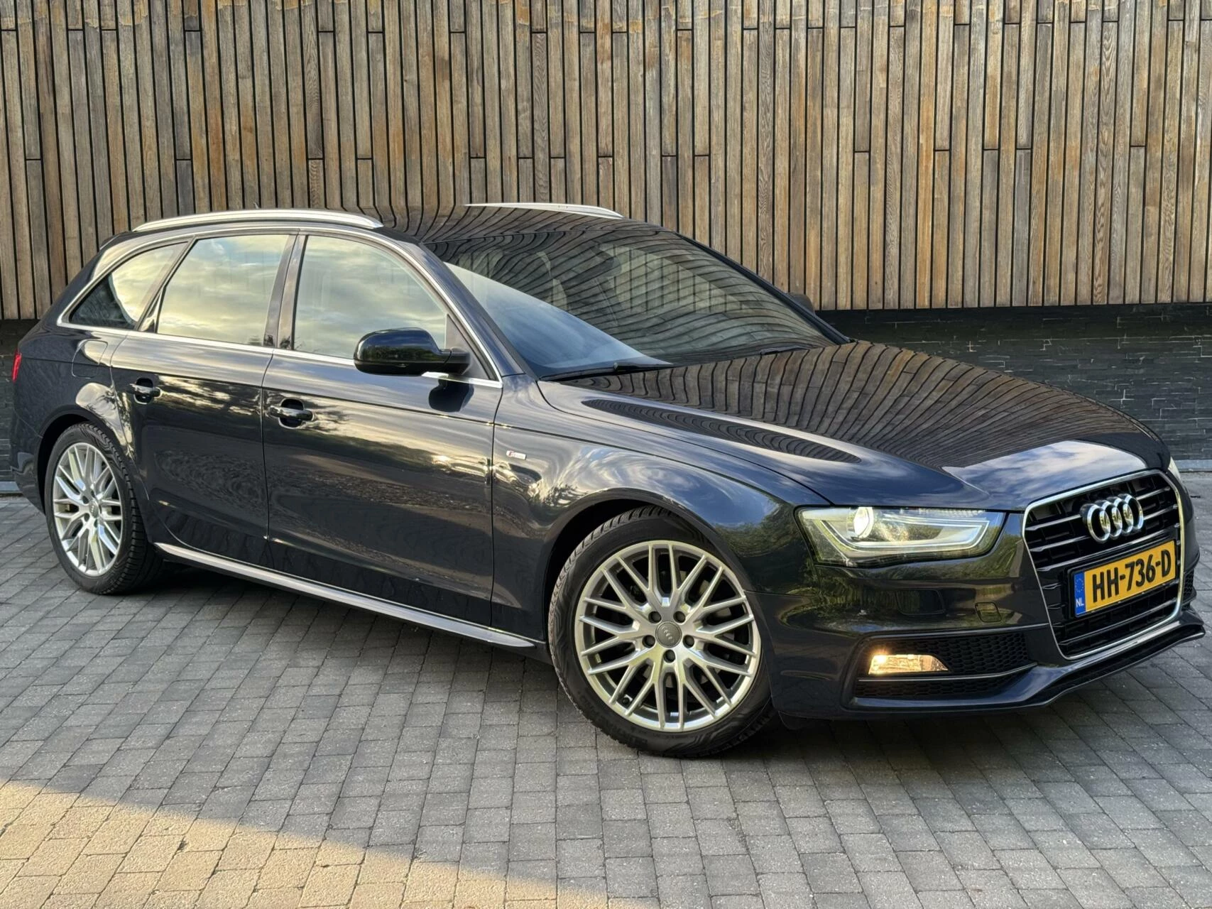 Hoofdafbeelding Audi A4