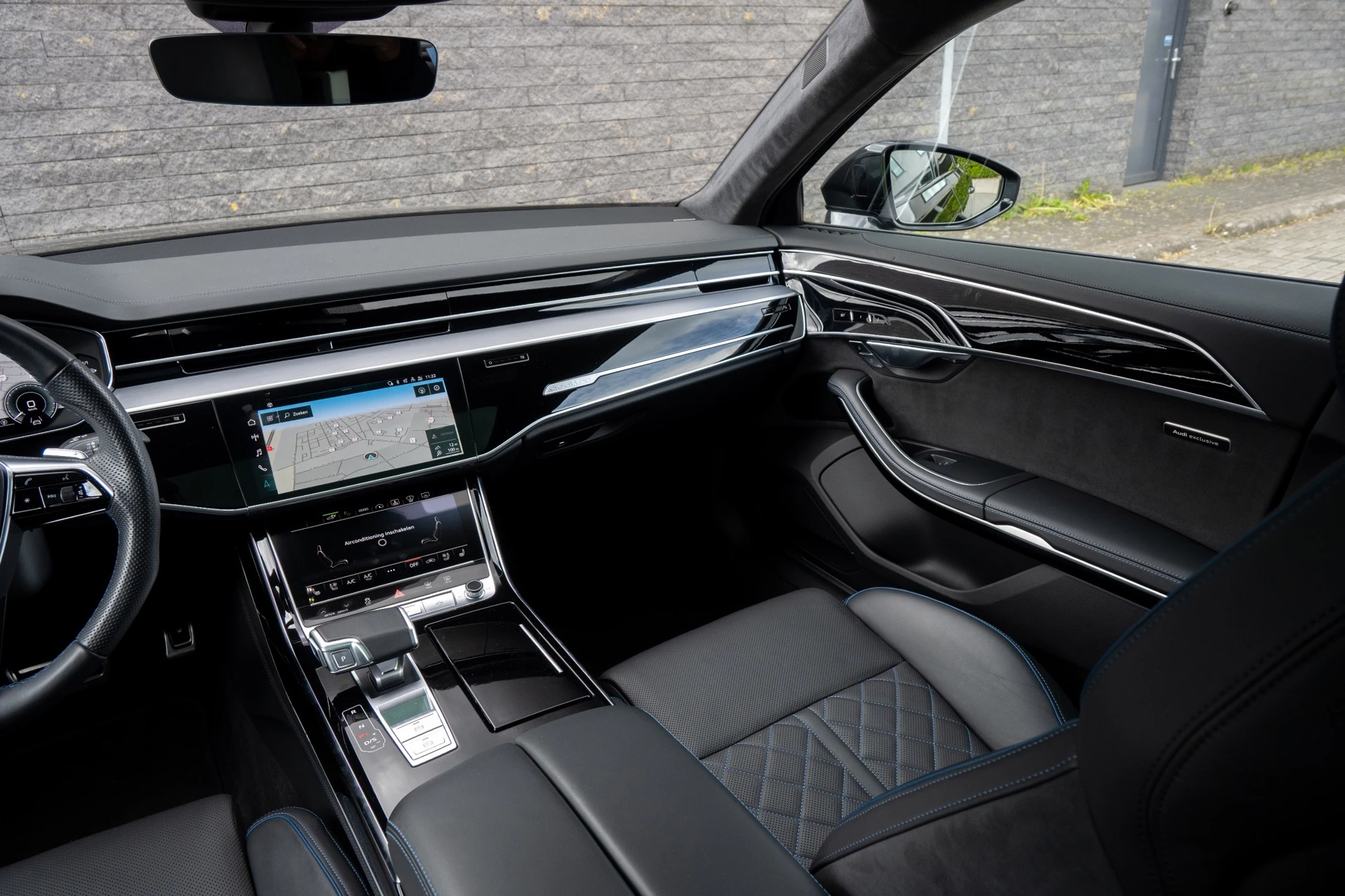 Hoofdafbeelding Audi A8