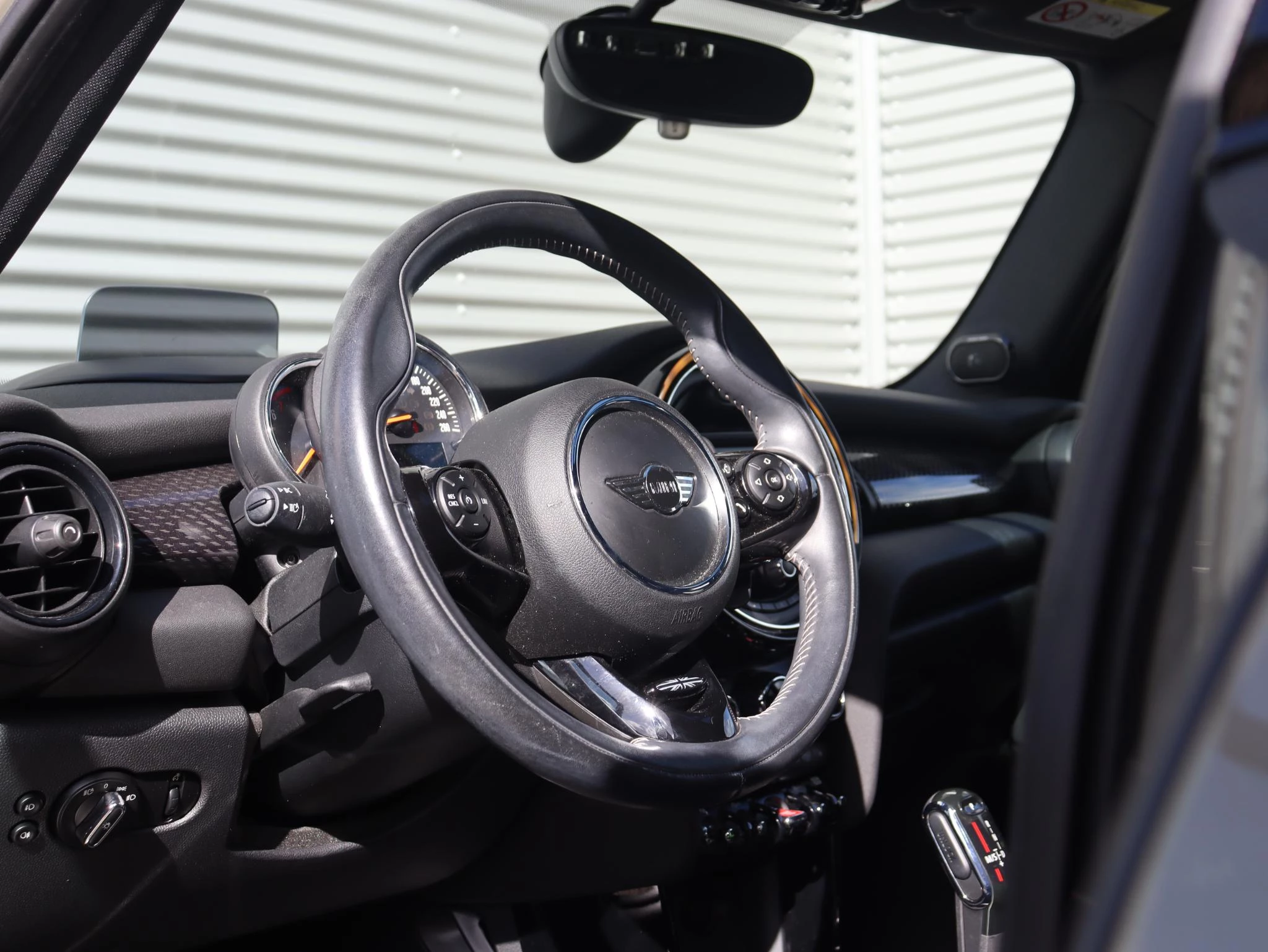 Hoofdafbeelding MINI 5-deurs