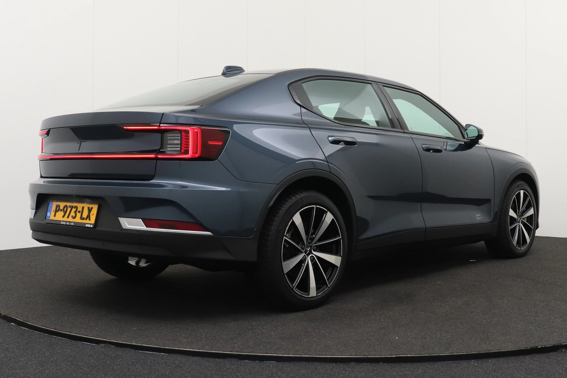 Hoofdafbeelding Polestar 2