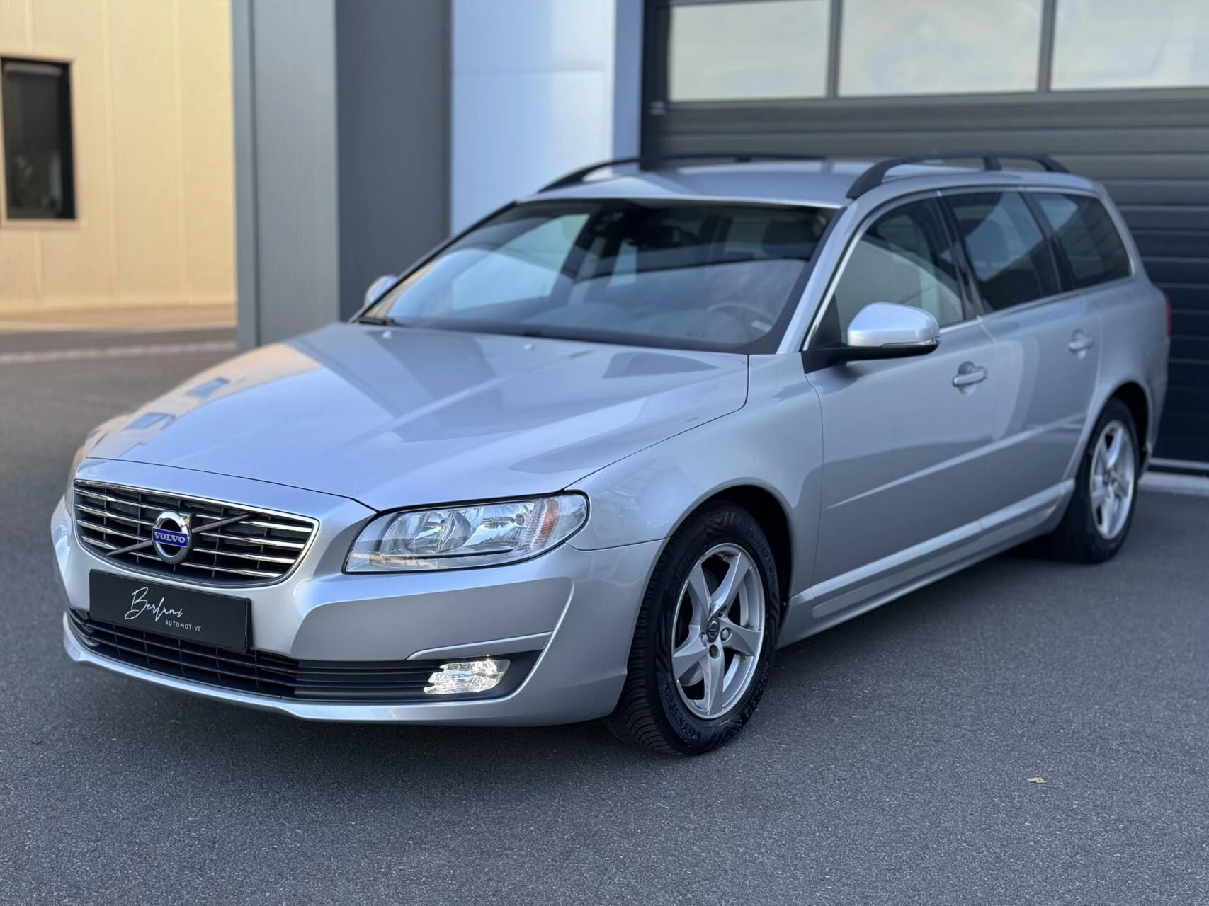 Hoofdafbeelding Volvo V70