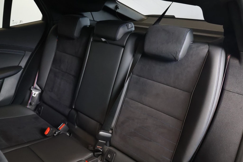 Hoofdafbeelding BMW iX2