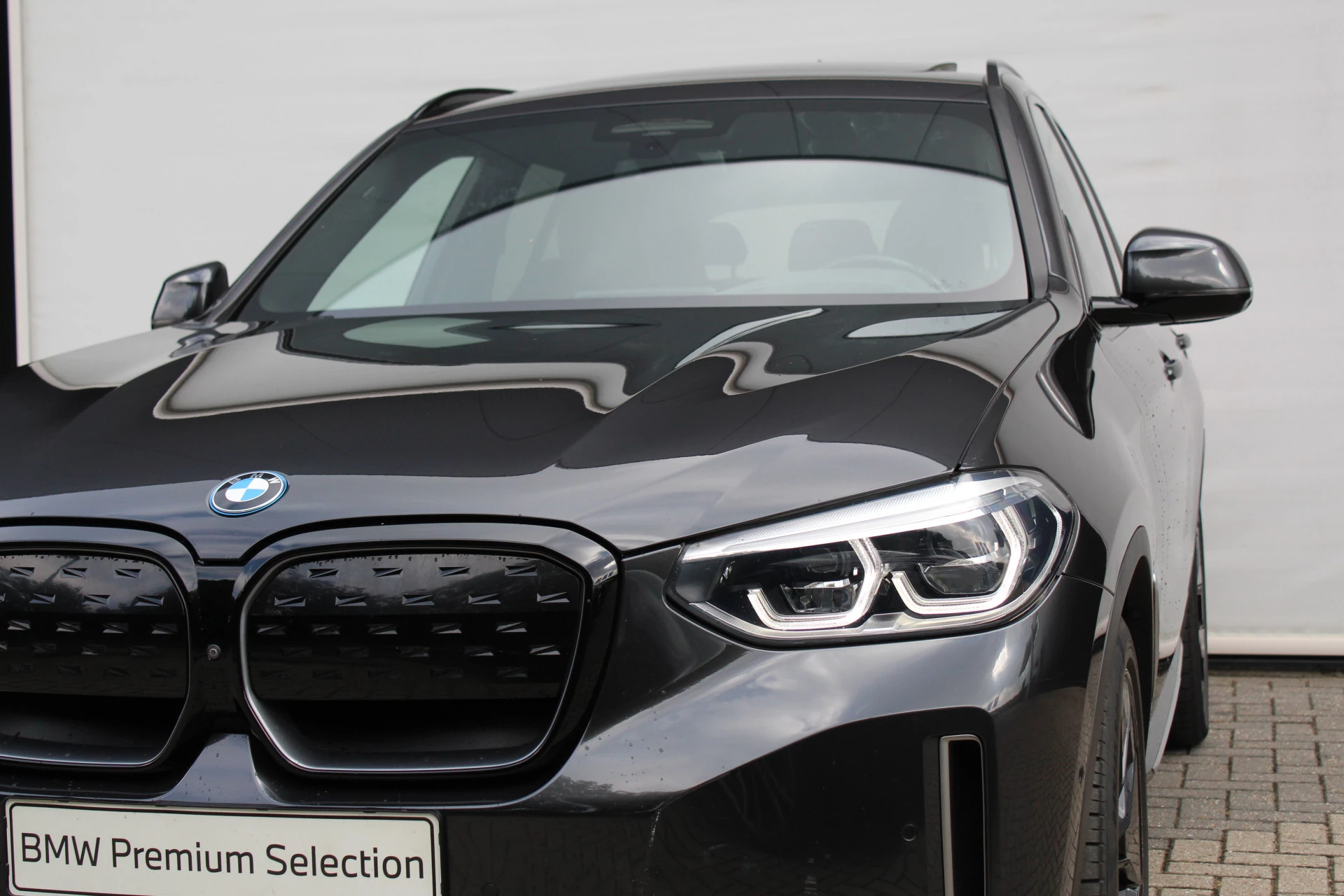 Hoofdafbeelding BMW iX3