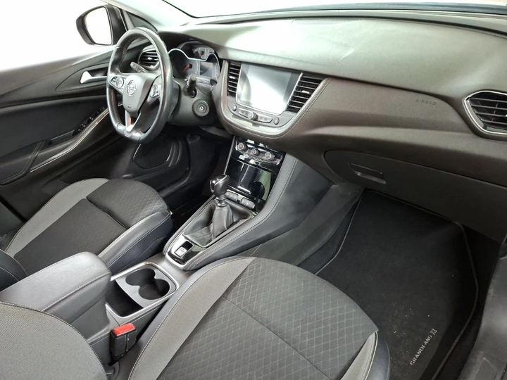 Hoofdafbeelding Opel Grandland X