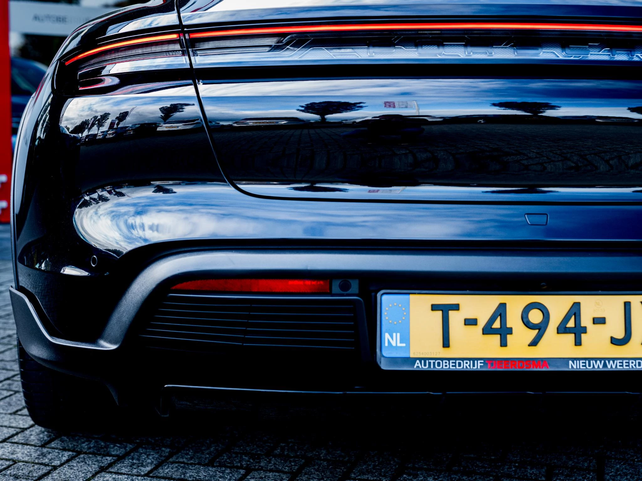 Hoofdafbeelding Porsche Taycan