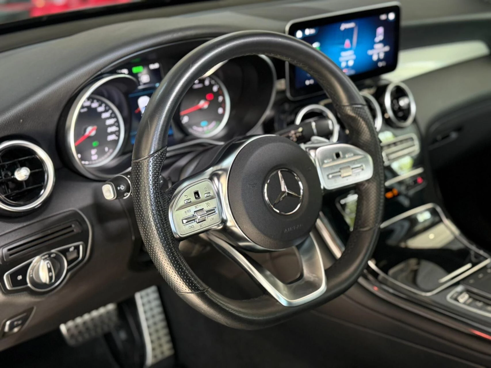 Hoofdafbeelding Mercedes-Benz GLC