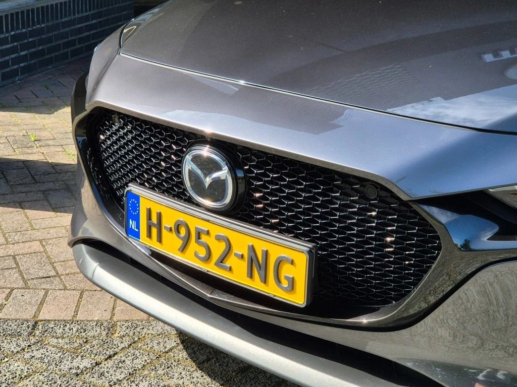 Hoofdafbeelding Mazda 3
