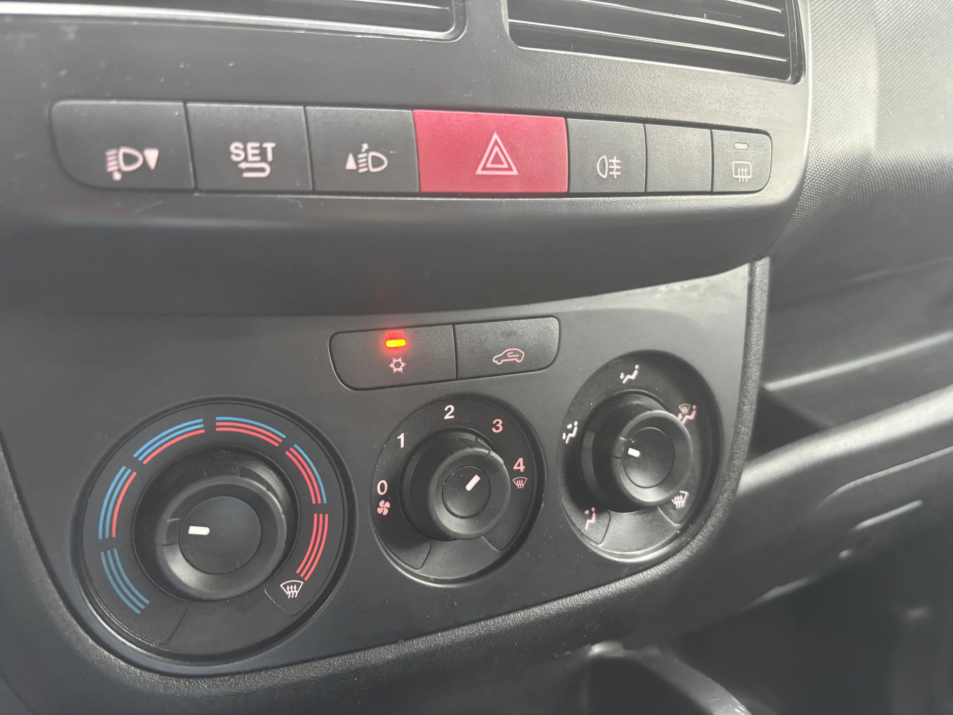 Hoofdafbeelding Opel Combo