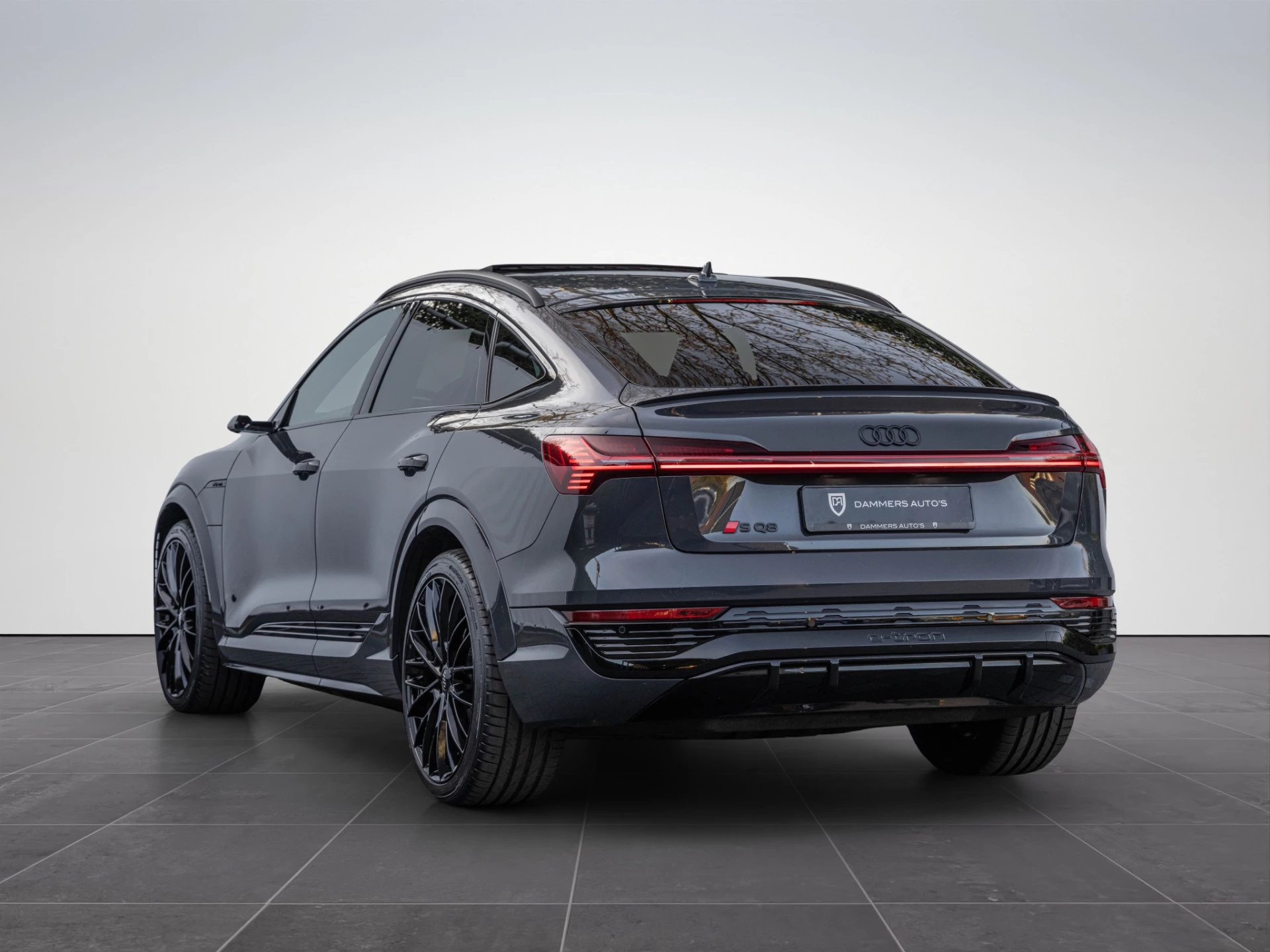 Hoofdafbeelding Audi Q8 Sportback e-tron