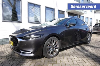 Hoofdafbeelding Mazda 3 Mazda 3 2.0 E-SA-X LUXURY Zeer Fraai