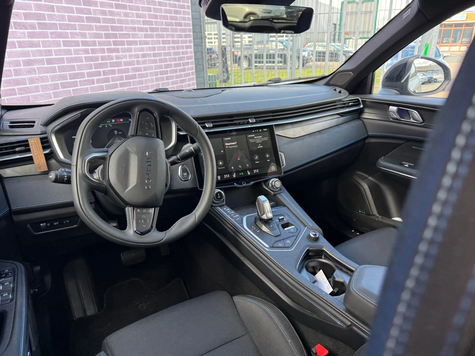 Hoofdafbeelding Lynk & Co 01