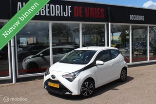 Toyota Aygo 1.0 VVT-i X-play Airco/Carplay/Camera/Led/NAP
