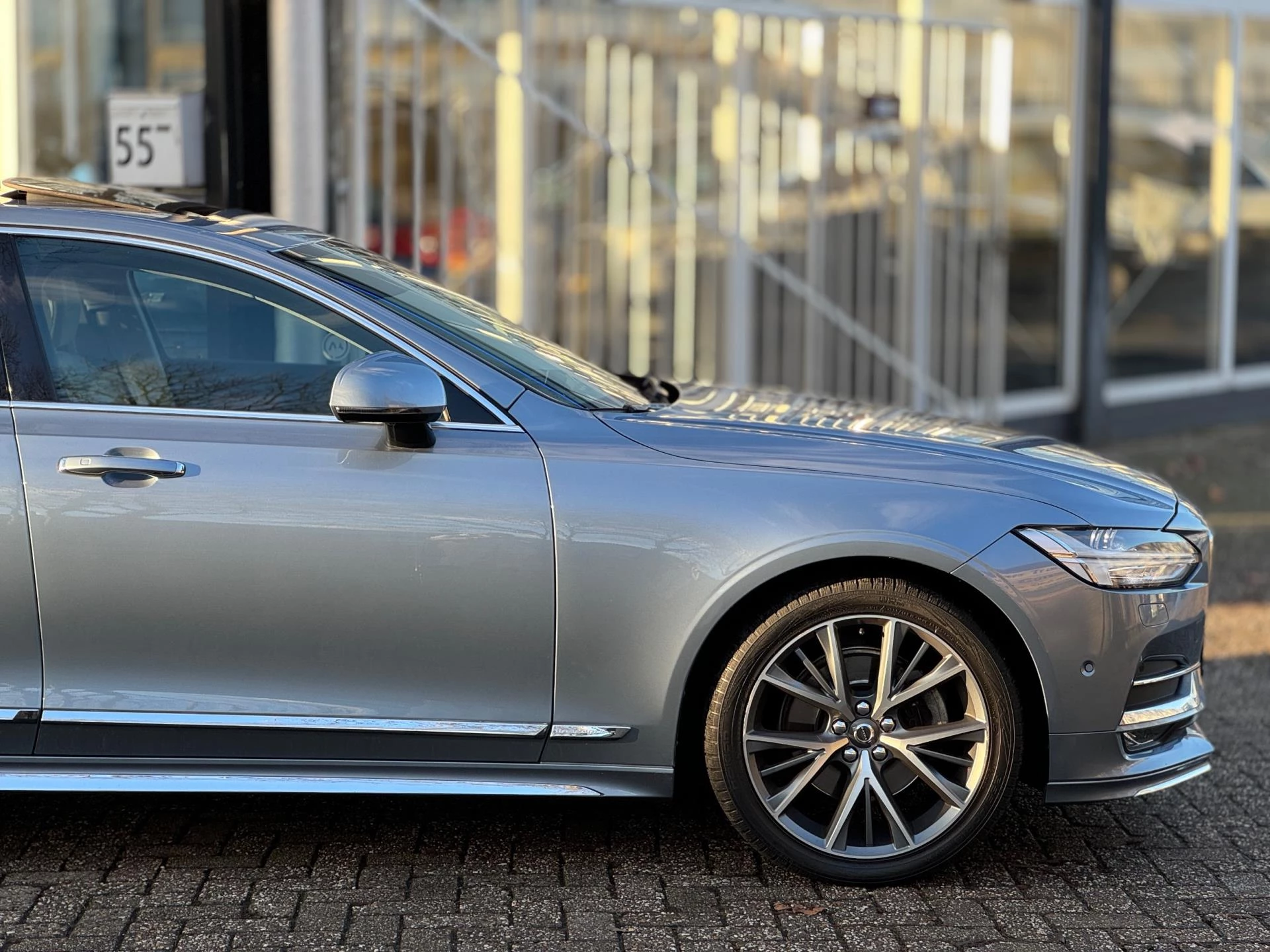 Hoofdafbeelding Volvo S90