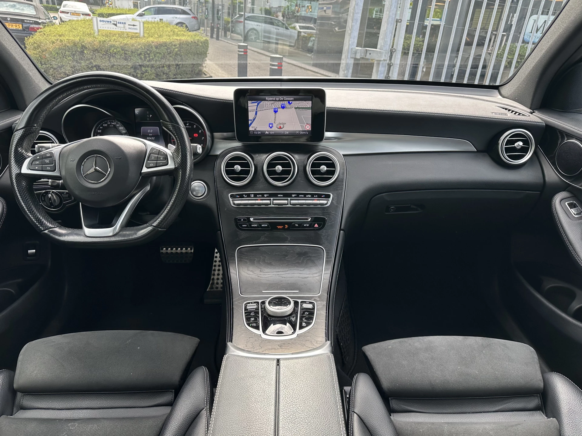 Hoofdafbeelding Mercedes-Benz GLC