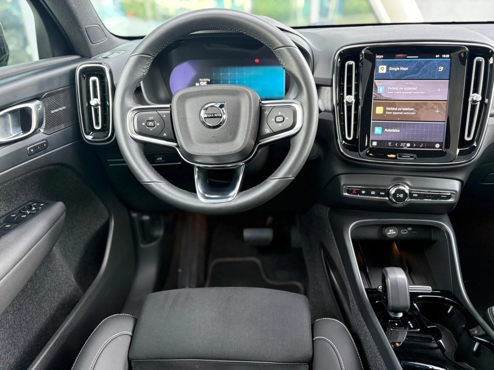 Hoofdafbeelding Volvo C40