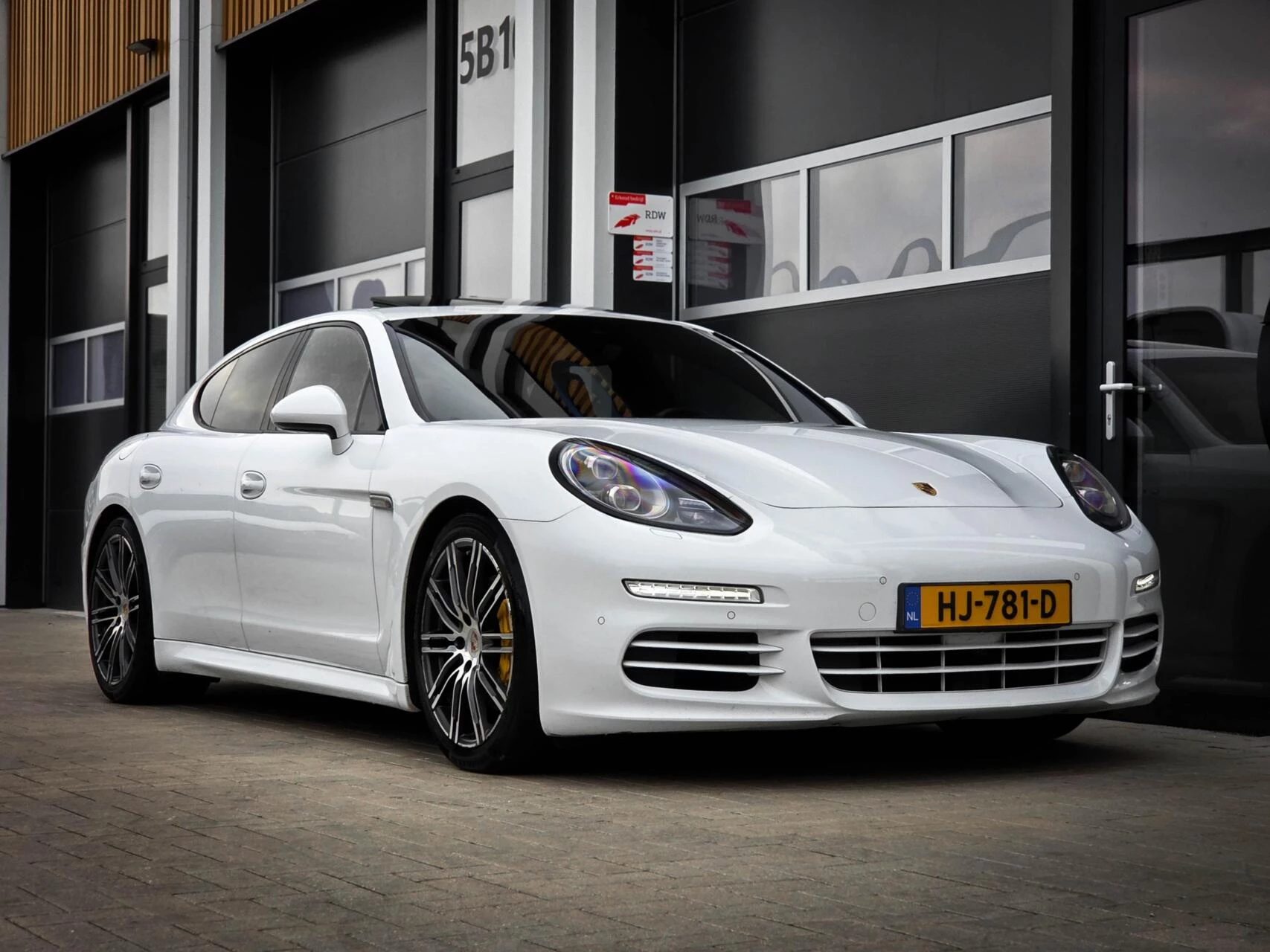 Hoofdafbeelding Porsche Panamera