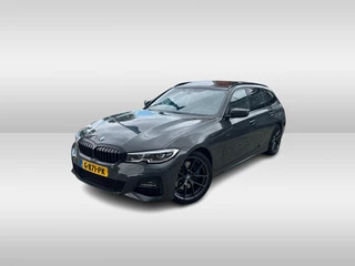 BMW 3 Serie Touring 330i High Exe. M Sport / Panoramadak / Camera / Leder / CarPlay / 19'' / Sportstoelen / Stoelverwarming / DAB / Cruise Control / Getint glas