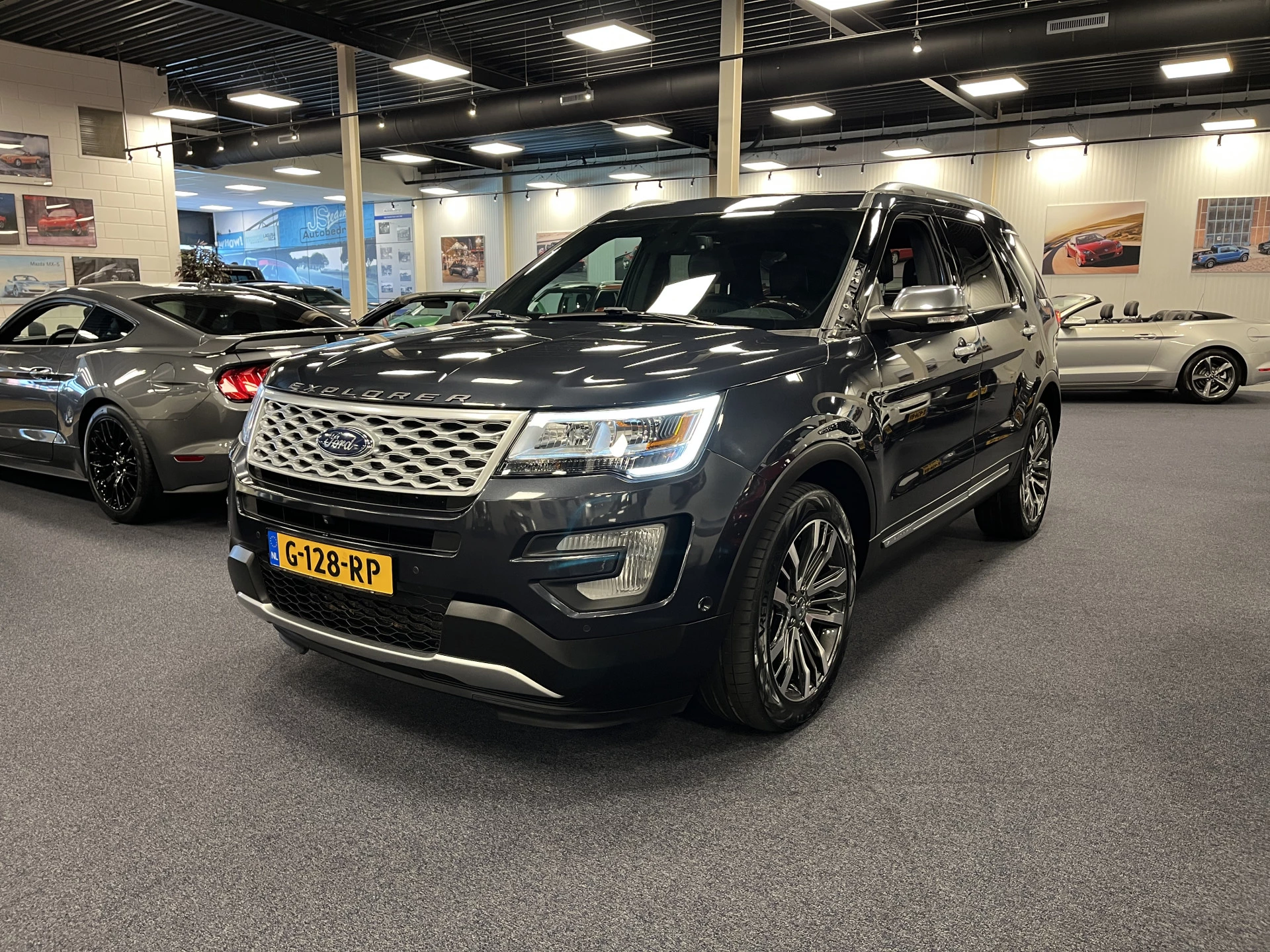 Hoofdafbeelding Ford Explorer
