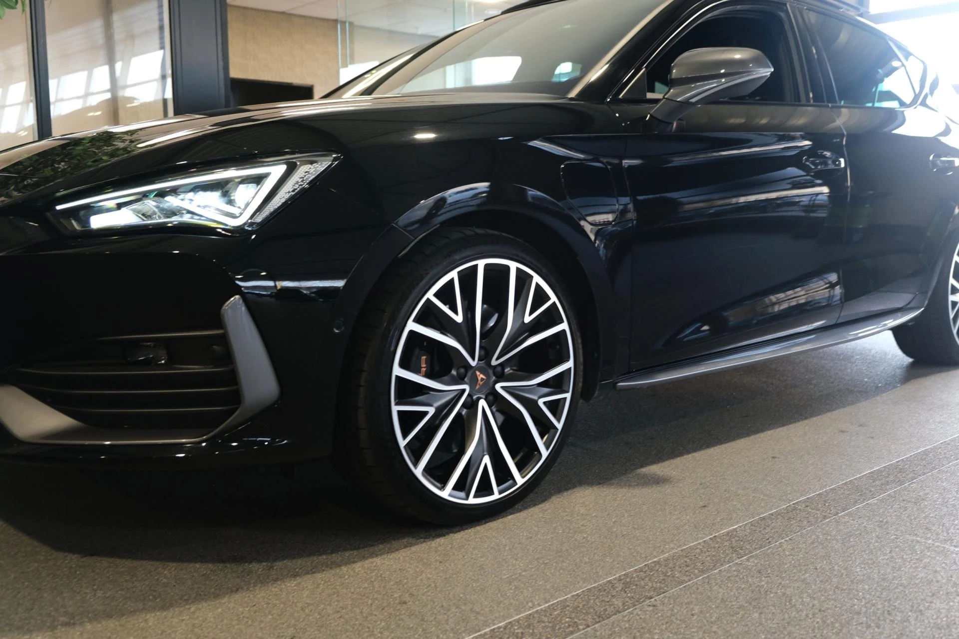 Hoofdafbeelding CUPRA Leon