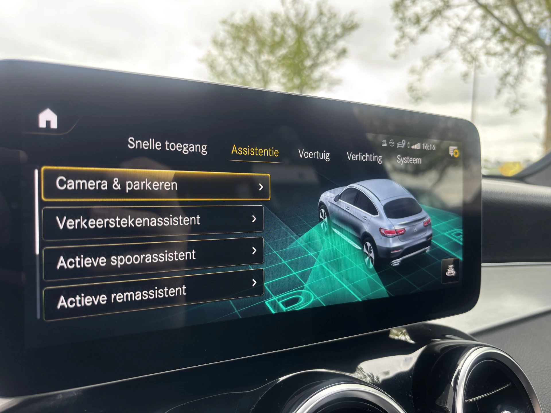Hoofdafbeelding Mercedes-Benz GLC