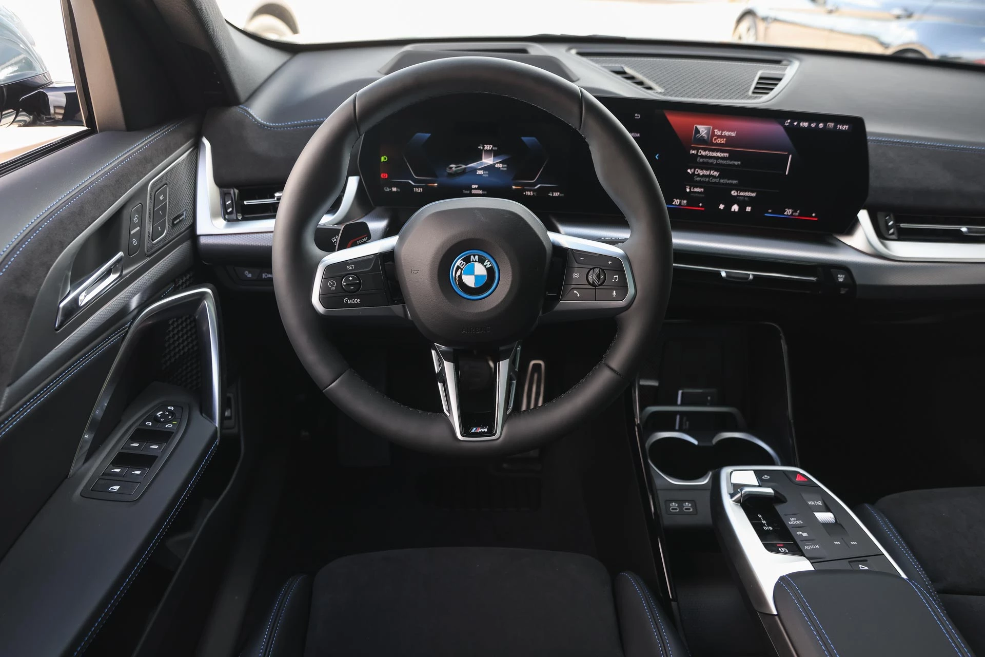 Hoofdafbeelding BMW iX2