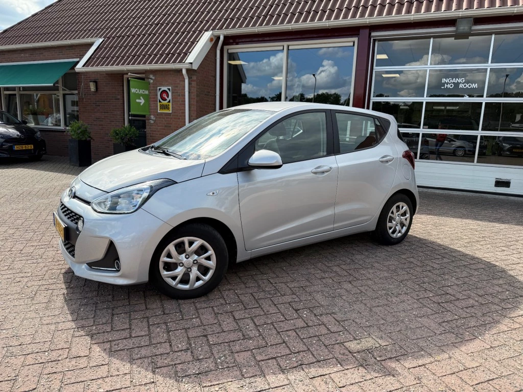Hoofdafbeelding Hyundai i10