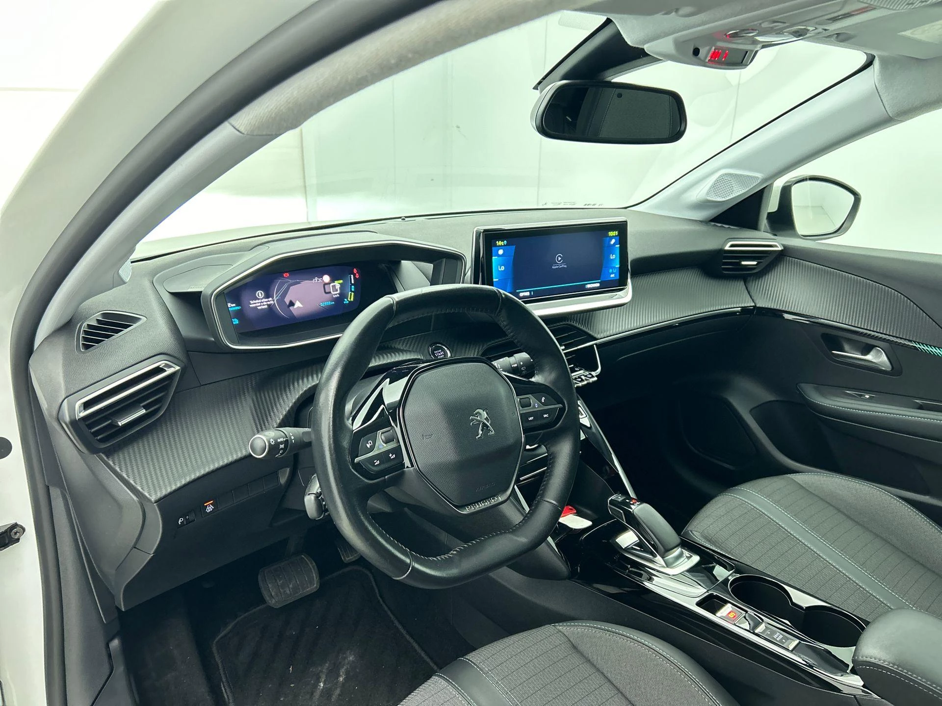 Hoofdafbeelding Peugeot e-208