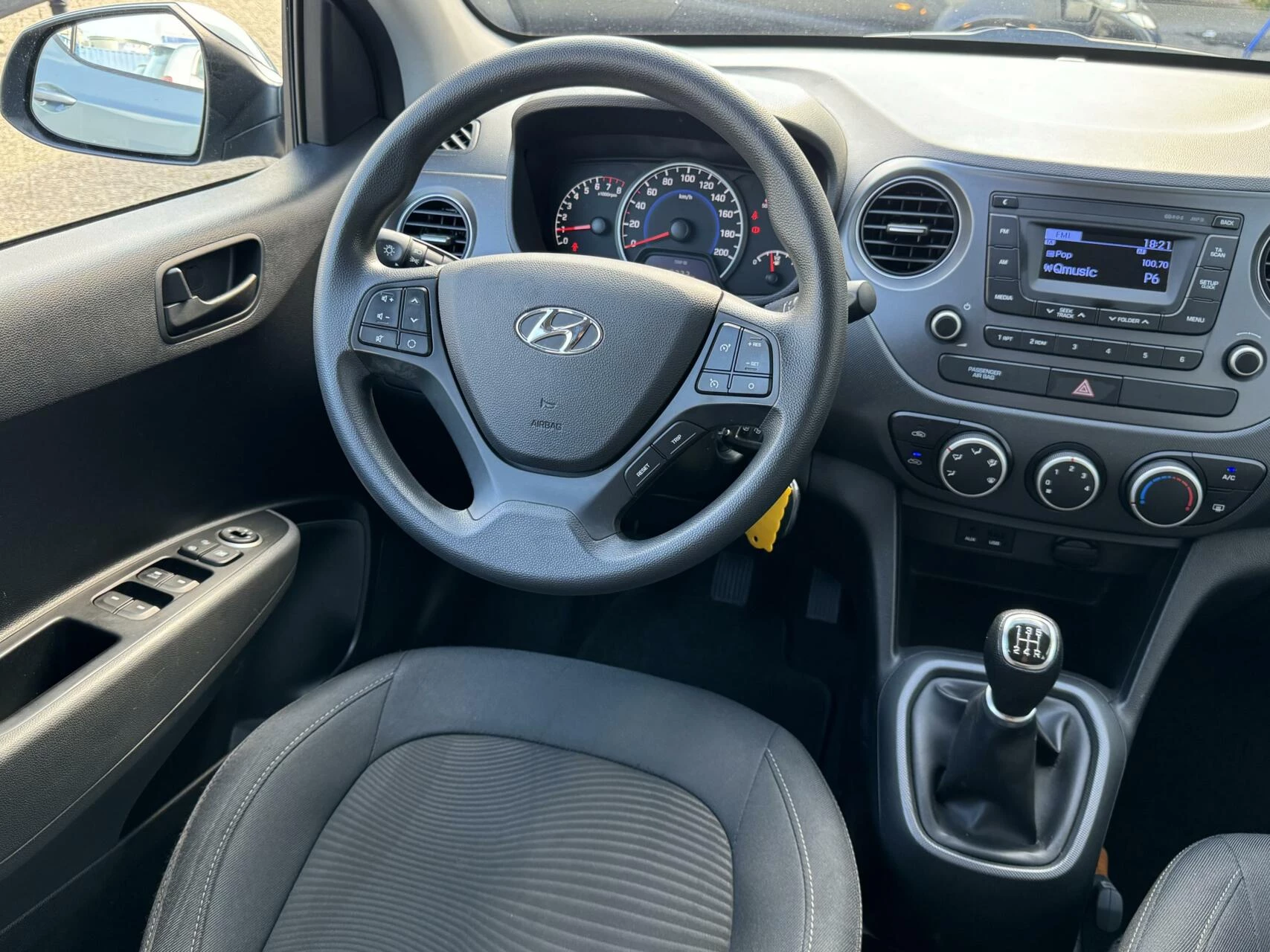 Hoofdafbeelding Hyundai i10