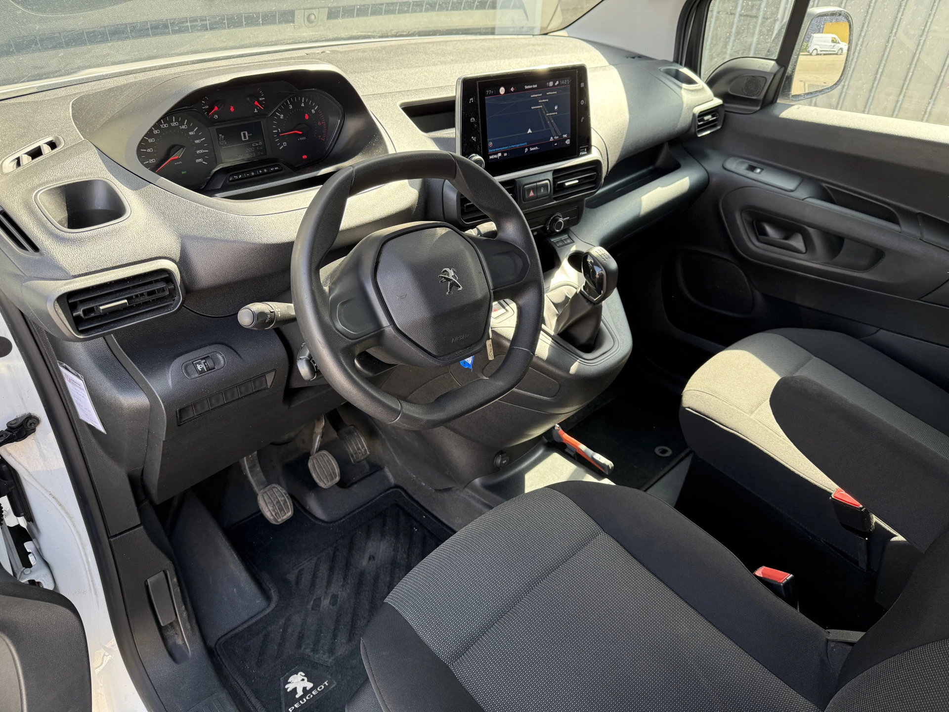 Hoofdafbeelding Peugeot Partner