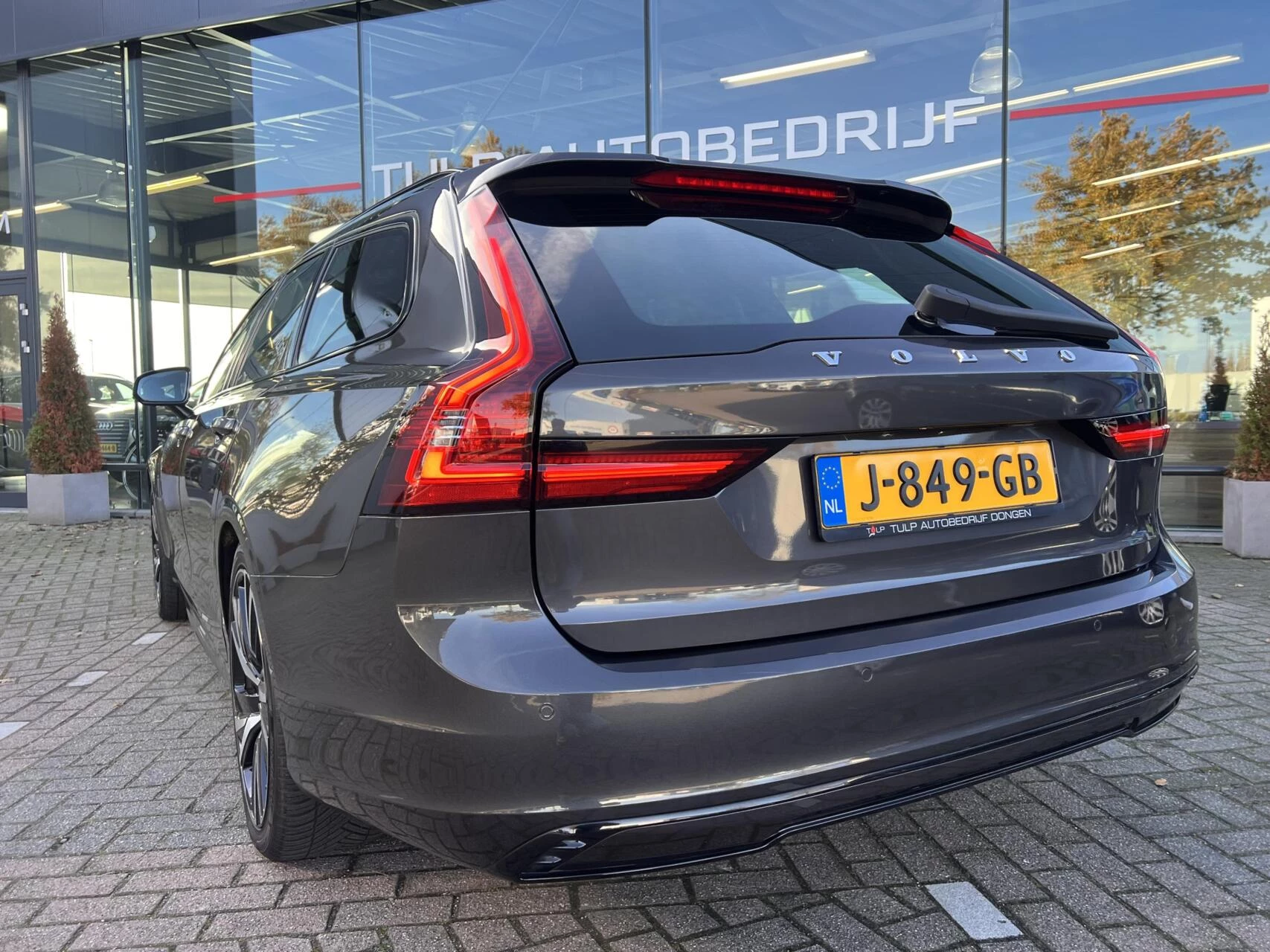 Hoofdafbeelding Volvo V90