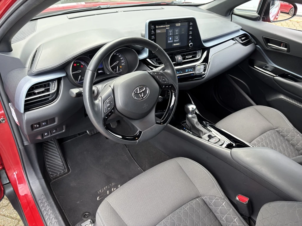 Hoofdafbeelding Toyota C-HR