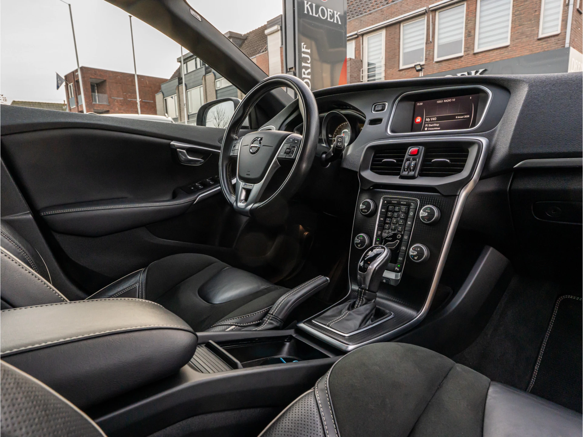 Hoofdafbeelding Volvo V40