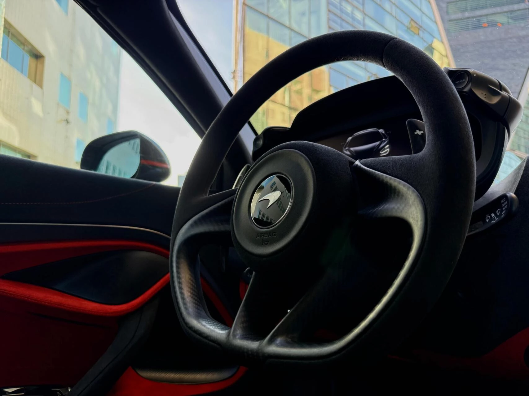 Hoofdafbeelding McLaren 750S