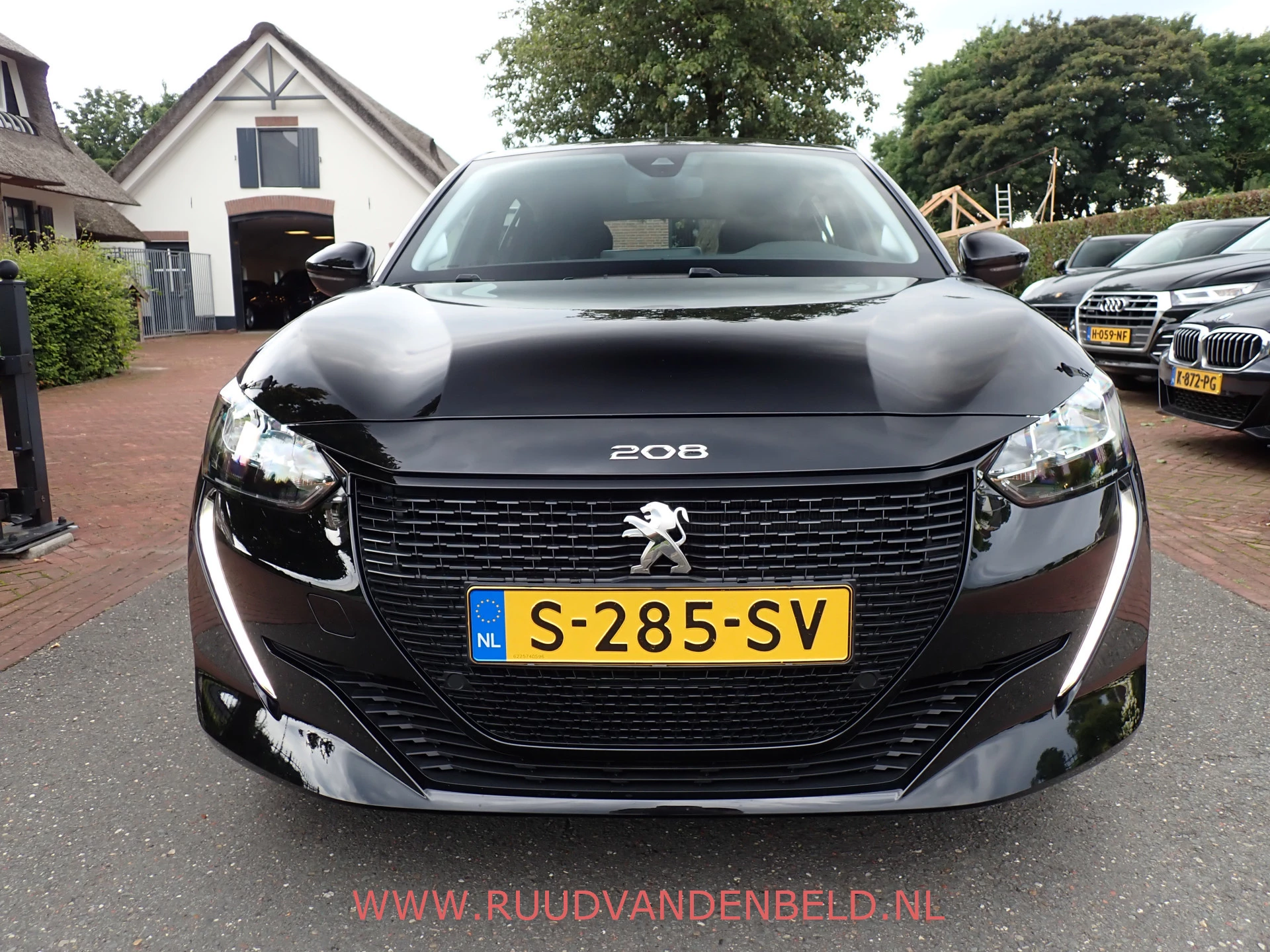 Hoofdafbeelding Peugeot e-208
